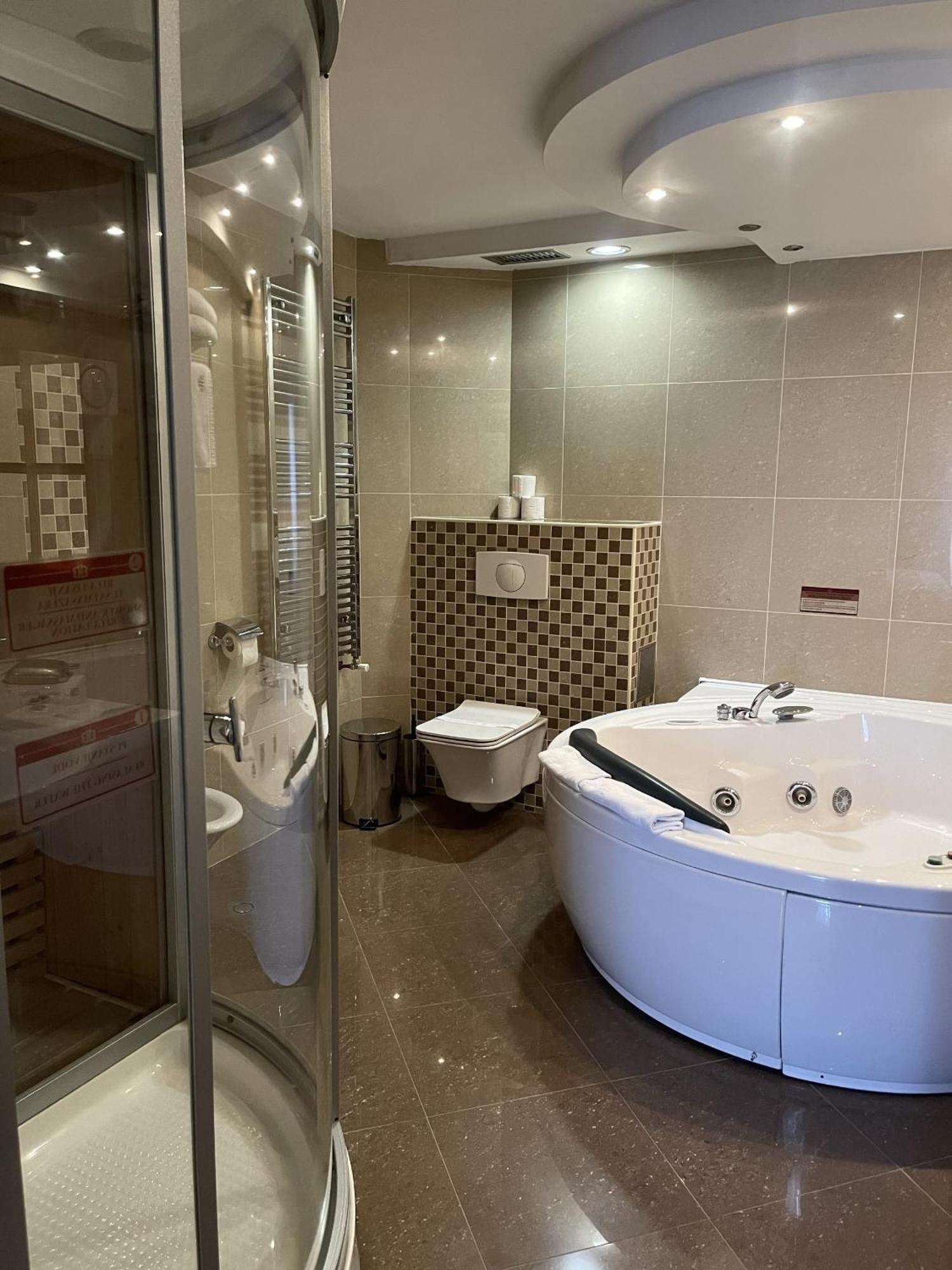 Hotel Bosna Баня Лука Екстериор снимка