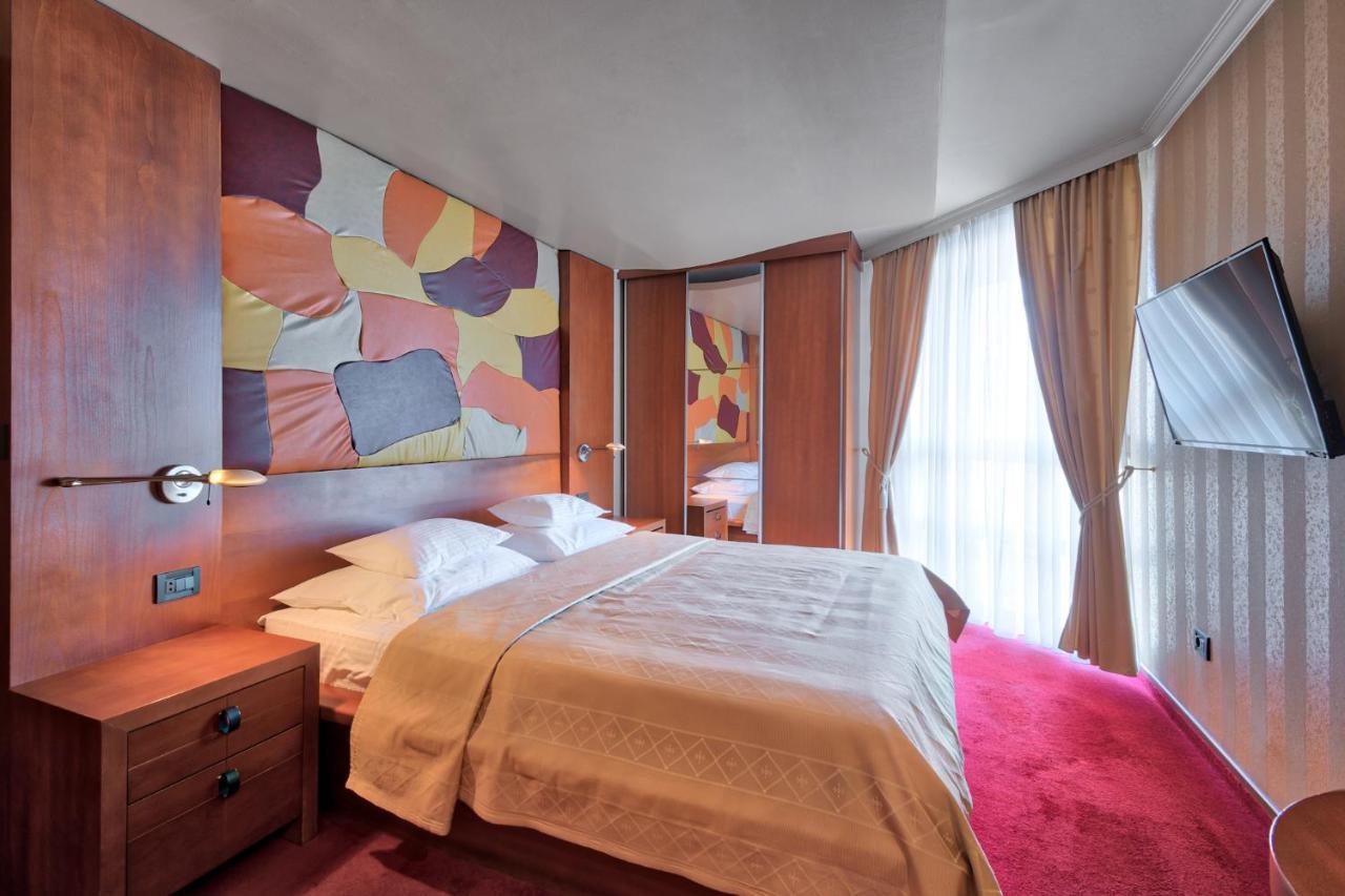 Hotel Bosna Баня Лука Екстериор снимка
